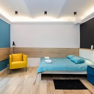 https://comfy-studio-wawel-neighborhood.krakowhotelspoland.com